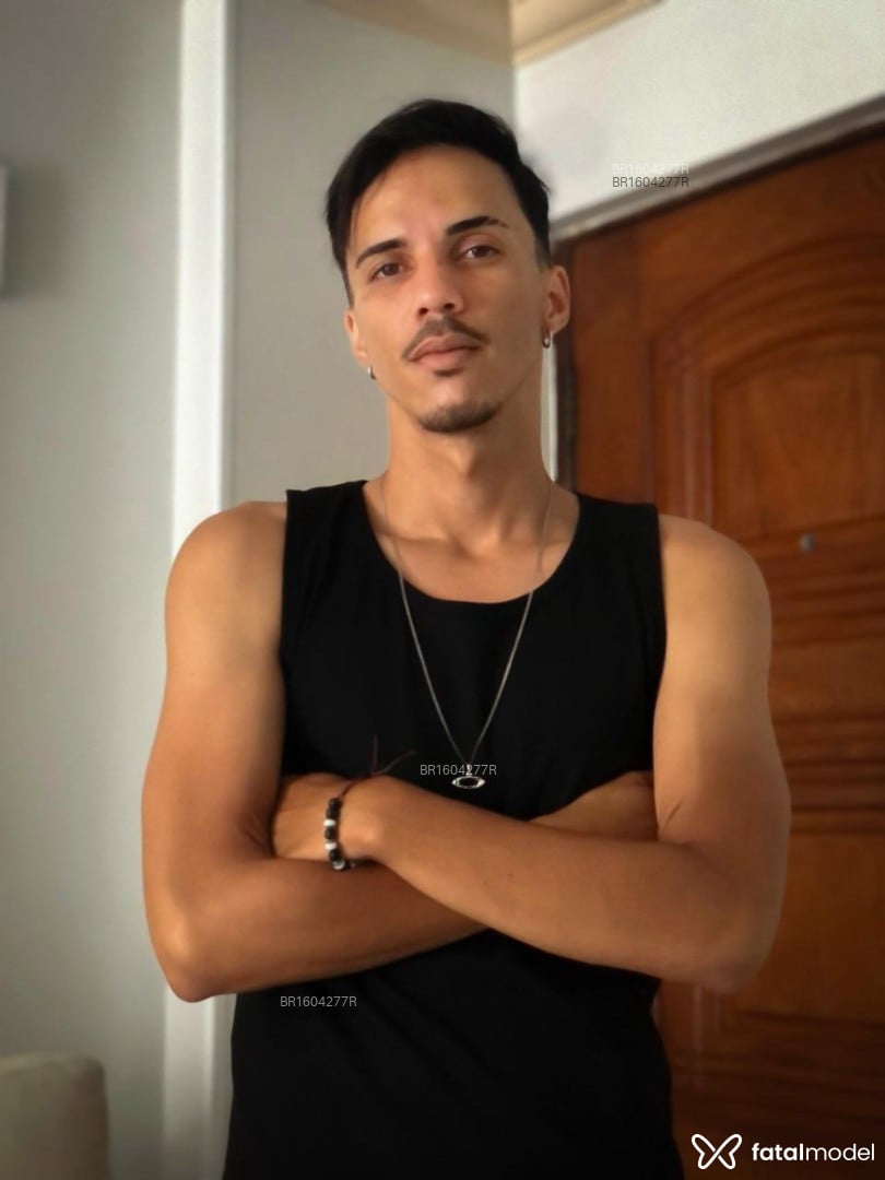 Acompanhante homem morena (o) de olhos castanhos - Leandro Lyns Acompanhante homem morena (o) de olhos castanhos - Leandro Lyns