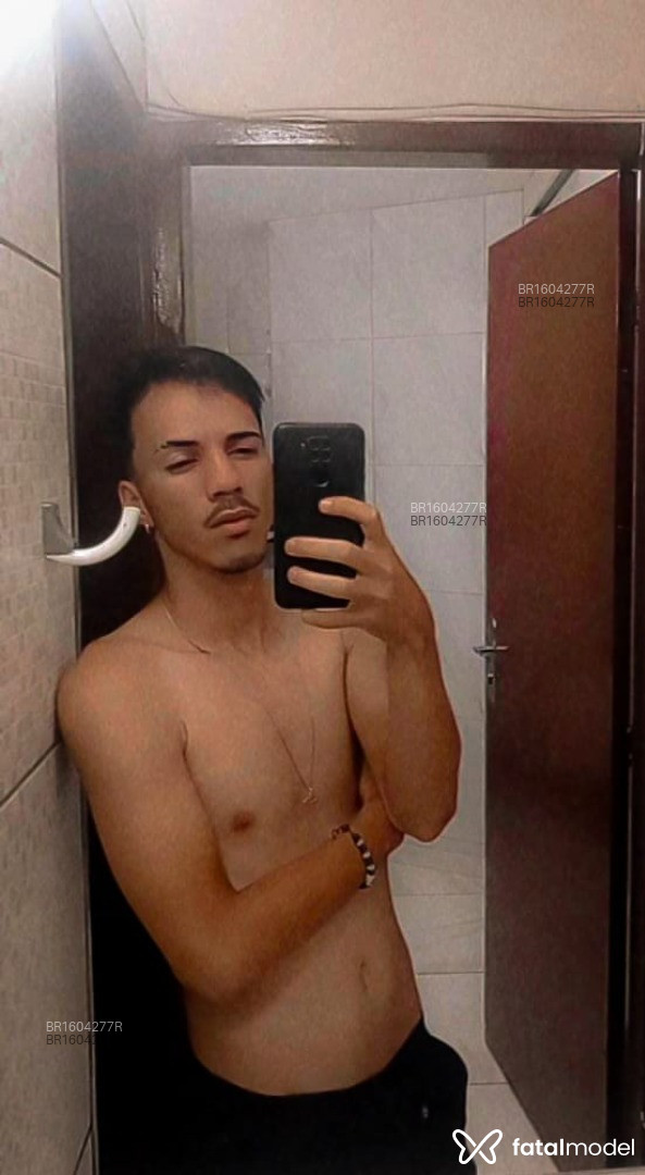 Acompanhante homem morena (o) de olhos castanhos - Leandro Lyns Acompanhante homem morena (o) de olhos castanhos - Leandro Lyns