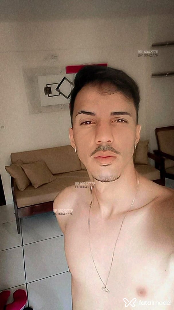 Acompanhante homem morena (o) de olhos castanhos - Leandro Lyns Acompanhante homem morena (o) de olhos castanhos - Leandro Lyns