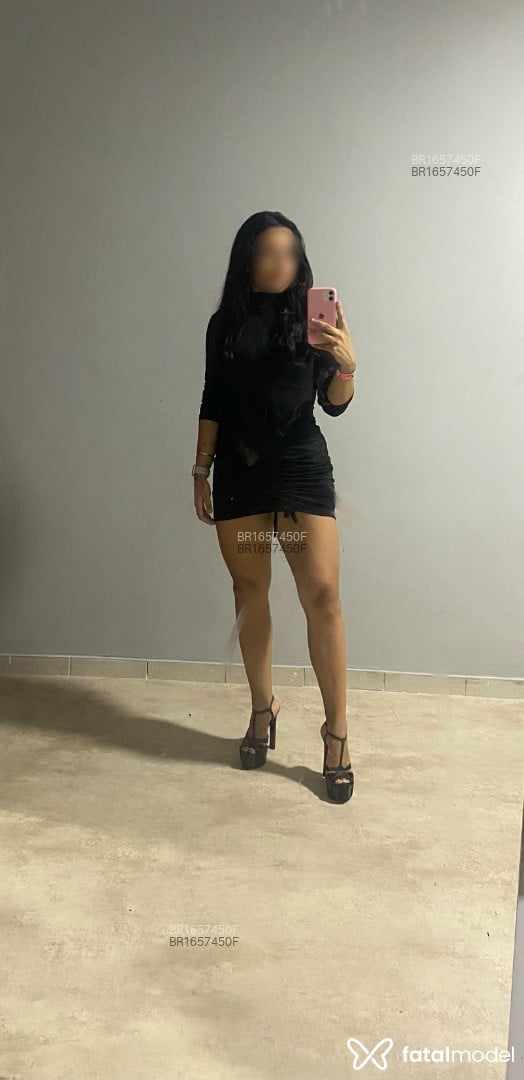 Acompanhante mulher com cabelo castanho de olhos pretos em Belém - Luna