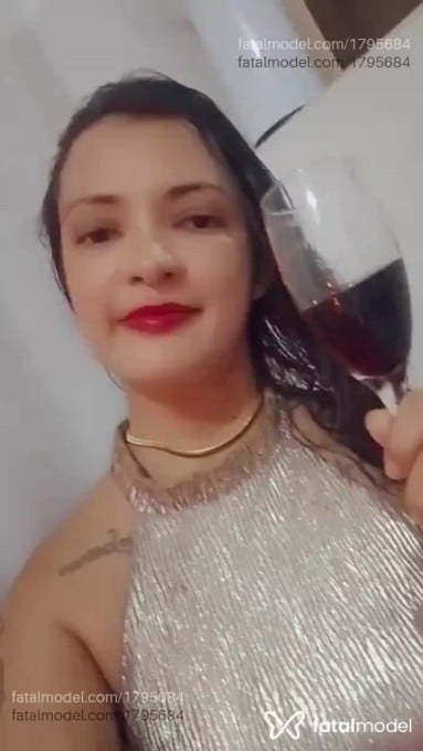 Acompanhante mulher morena (o) de olhos castanhos em Recife - Mayat
