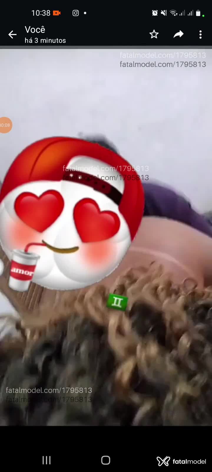 Acompanhante mulher com cabelo colorido de olhos pretos - Steeh Acompanhante mulher com cabelo colorido de olhos pretos - Steeh
