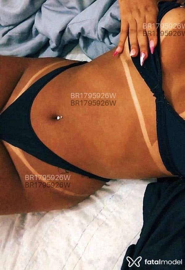 Acompanhante mulher com cabelo castanho de olhos castanhos em Natal - Bya