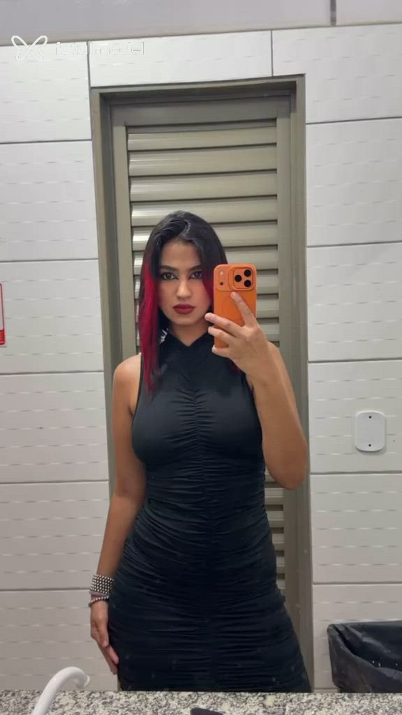 Acompanhante mulher morena (o) de olhos pretos - Lara Luiza