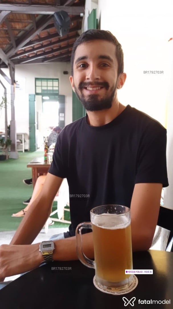Acompanhante homem morena (o) de olhos pretos em Florianópolis - Will