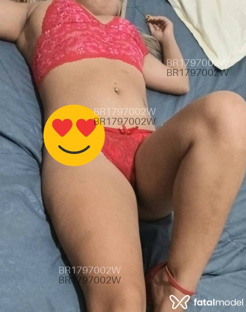Acompanhante mulher ruiva (o) de olhos castanhos em Itapoá - Alexia Ferraz