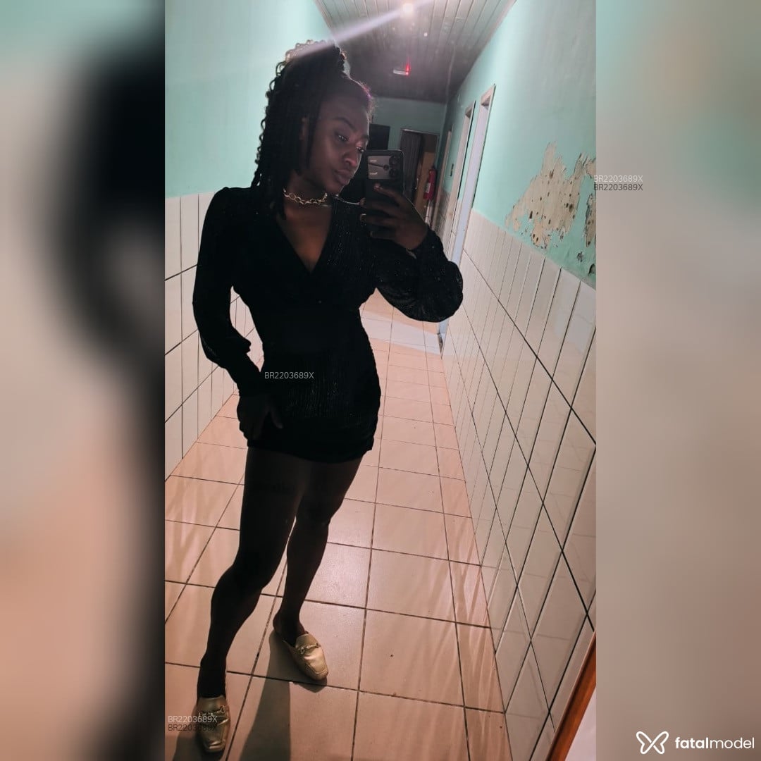 Acompanhante mulher morena (o) de olhos pretos em São Mateus do Sul - Bebel