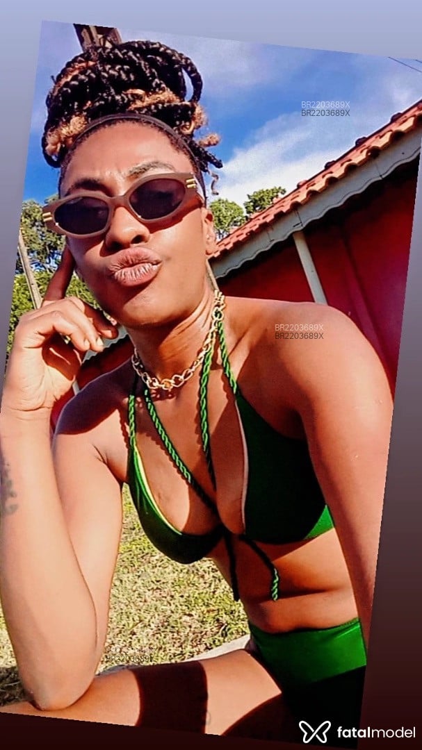 Acompanhante mulher morena (o) de olhos pretos em São Mateus do Sul - Bebel