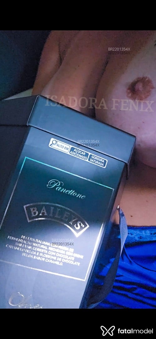 Acompanhante mulher morena (o) de olhos castanhos - Isadora Fenix