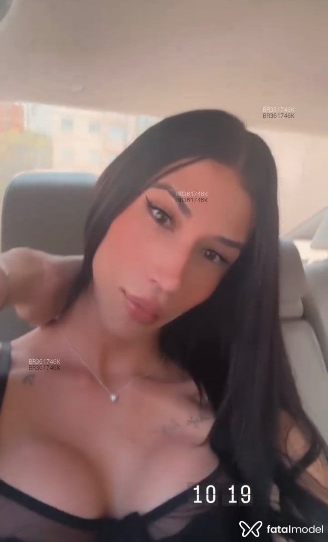 Acompanhante mulher trans morena (o) de olhos castanhos em Virtual - Lorena