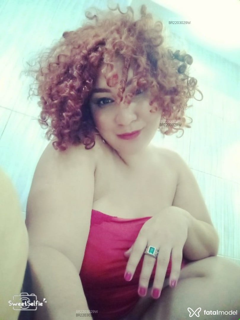Acompanhante mulher ruiva (o) de olhos mel em Belo Horizonte - Scarllet