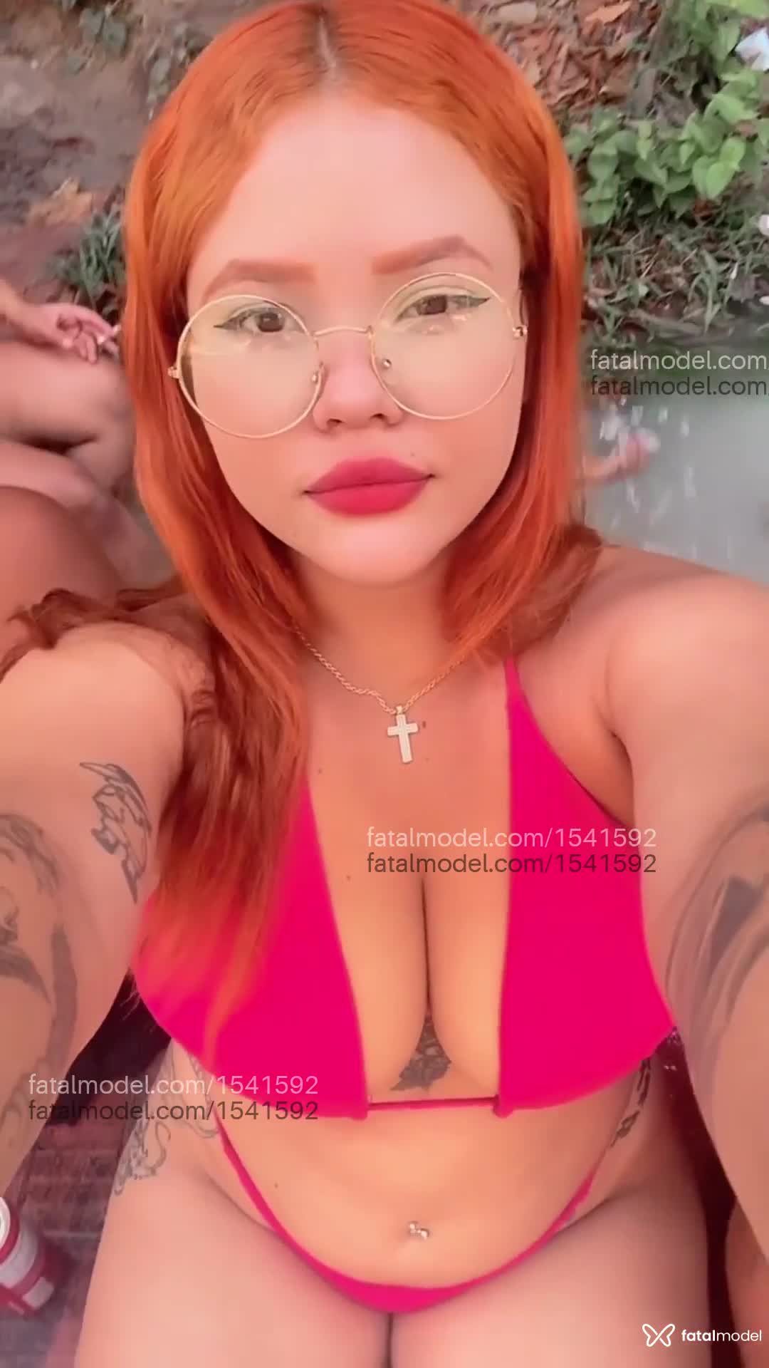 Acompanhante mulher ruiva (o) de olhos mel - Karol