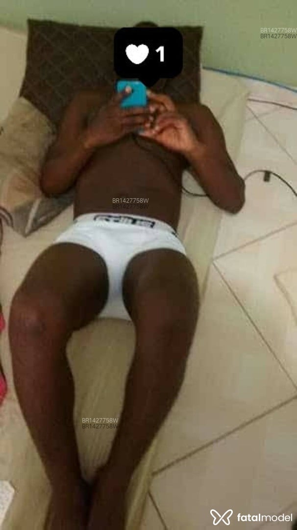Acompanhante homem com cabelo castanho de olhos castanhos em Volta Redonda - Xandy