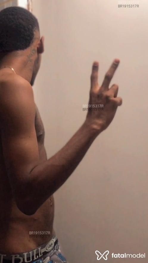 Acompanhante homem morena (o) de olhos pretos em Rio de Janeiro - Caduu