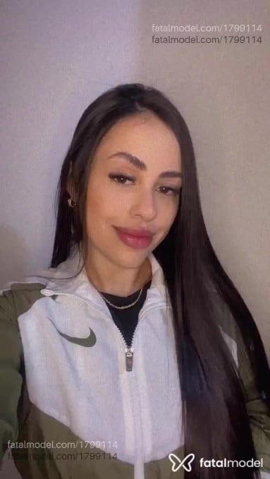 Acompanhante mulher morena (o) de olhos castanhos - Luisa Acompanhante mulher morena (o) de olhos castanhos - Luisa