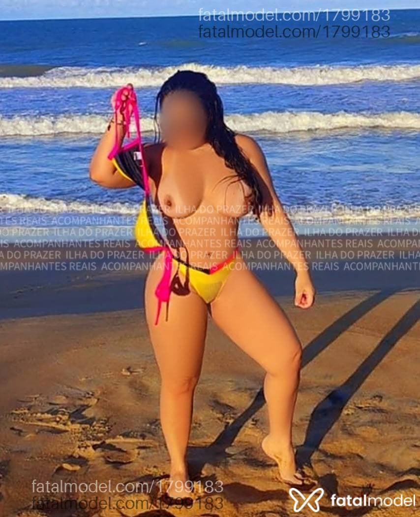 Acompanhante mulher loira (o) de olhos castanhos - Mel Suitta