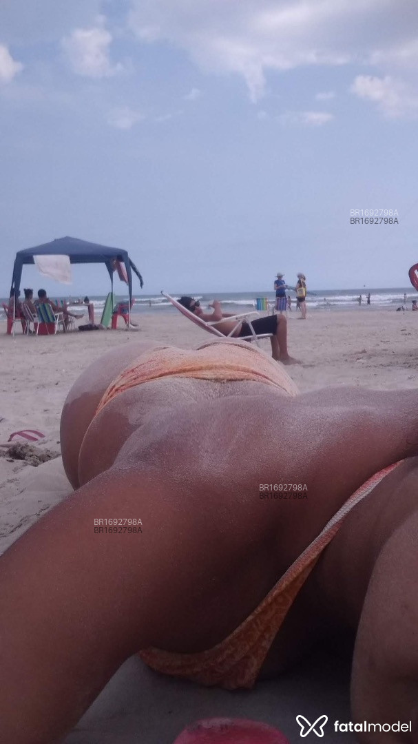 Acompanhante mulher ruiva (o) de olhos castanhos em Virtual - Estrella negra