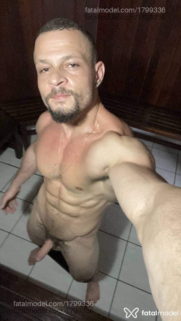 Acompanhante homem com cabelo castanho de olhos castanhos - Marcos Acompanhante homem com cabelo castanho de olhos castanhos - Marcos