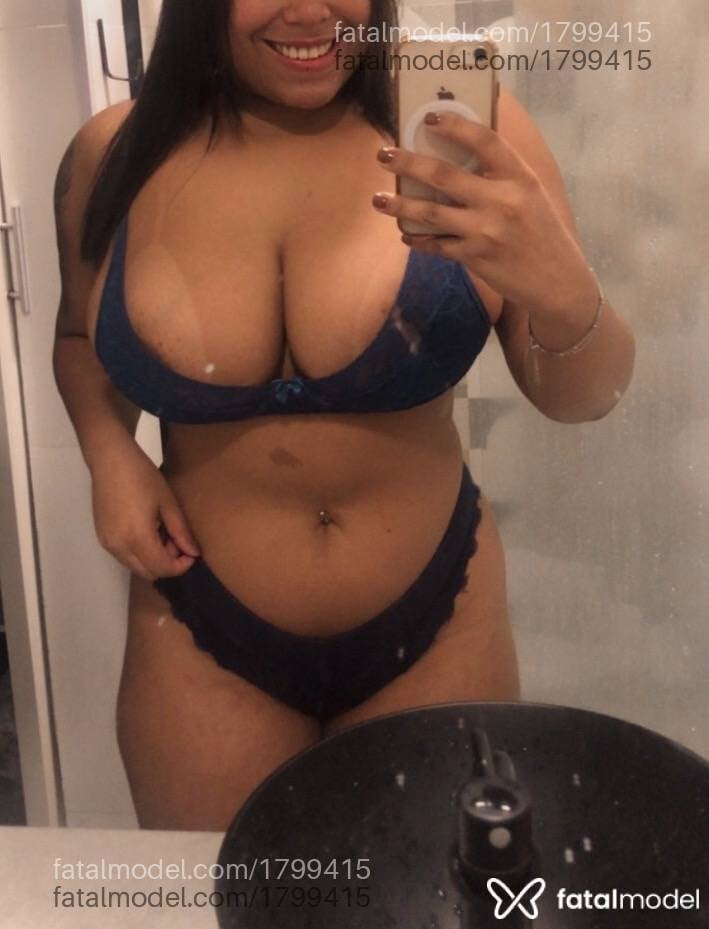 Acompanhante mulher com cabelo castanho de olhos castanhos em Rio de Janeiro - Ana Clara