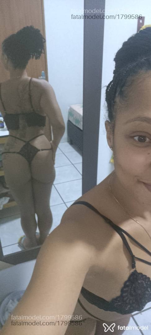 Acompanhante mulher com cabelo castanho de olhos castanhos em Rio Verde - Victória Safra