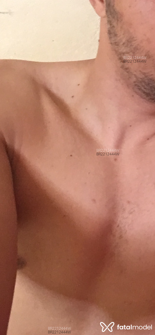 Acompanhante homem morena (o) de olhos castanhos em Aracaju Acompanhante homem morena (o) de olhos castanhos em Aracaju - Borges