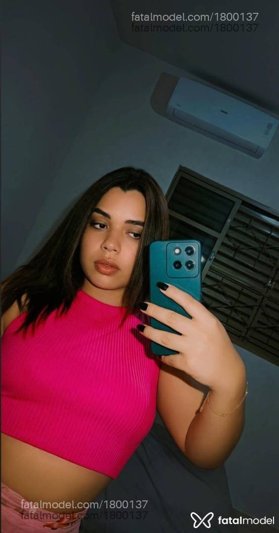 Acompanhante mulher trans morena (o) de olhos castanhos - Mayah