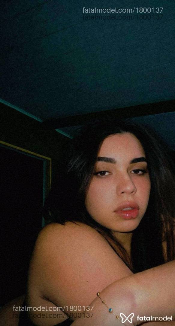 Acompanhante mulher trans morena (o) de olhos castanhos - Mayah