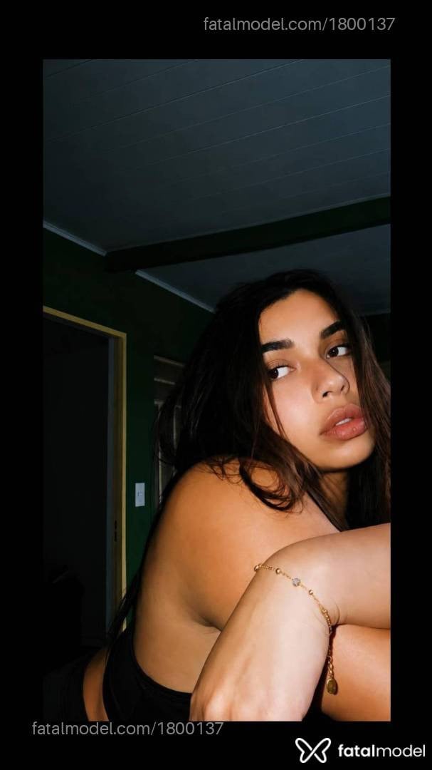 Acompanhante mulher trans morena (o) de olhos castanhos - Mayah