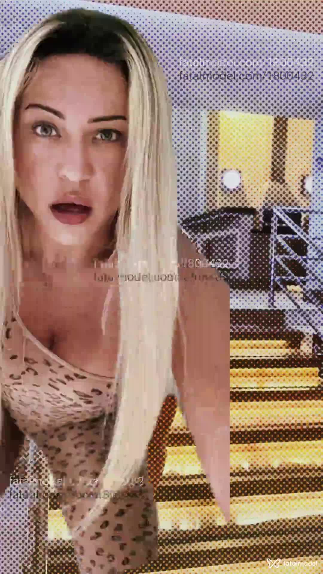 Acompanhante mulher loira (o) de olhos azuis em Rio de Janeiro - Nicole Vaz