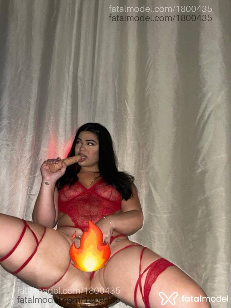 Acompanhante mulher morena (o) de olhos castanhos em Passos - Luna