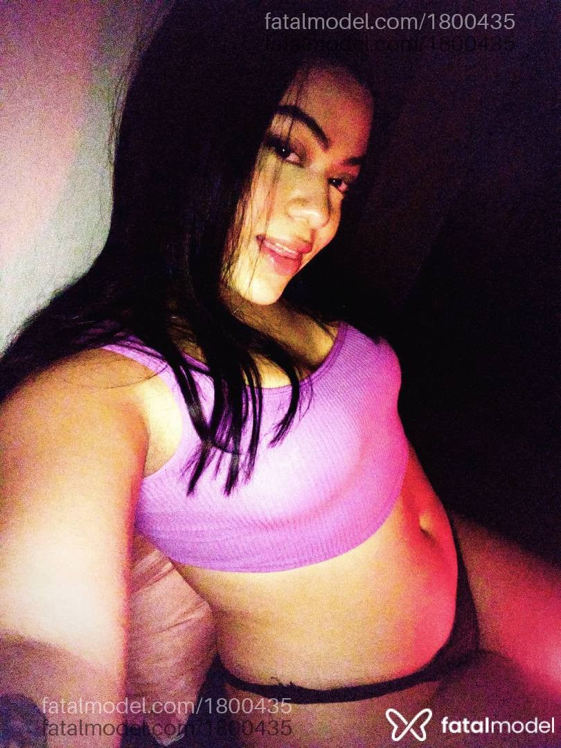 Acompanhante mulher morena (o) de olhos castanhos em Passos - Luna