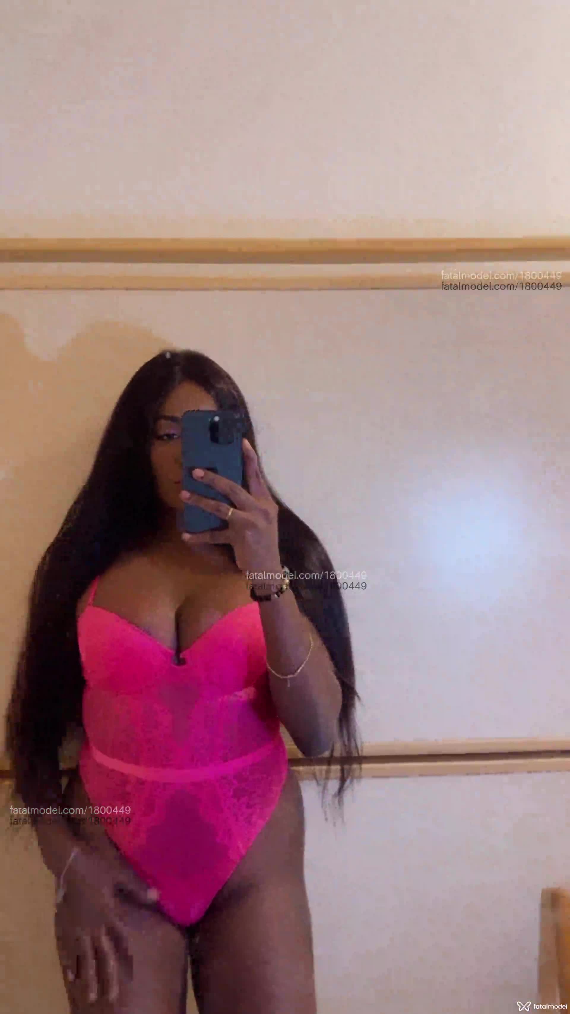 Acompanhante mulher trans morena (o) de olhos castanhos em Virtual - Luma oliver