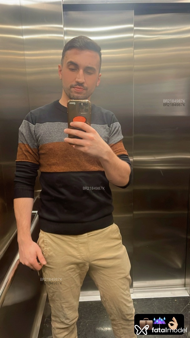 Acompanhante homem com cabelo castanho de olhos castanhos em Florianópolis - Wesley