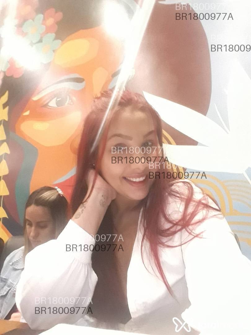 Acompanhante mulher ruiva (o) de olhos castanhos em Santos - Manu Albuquerque