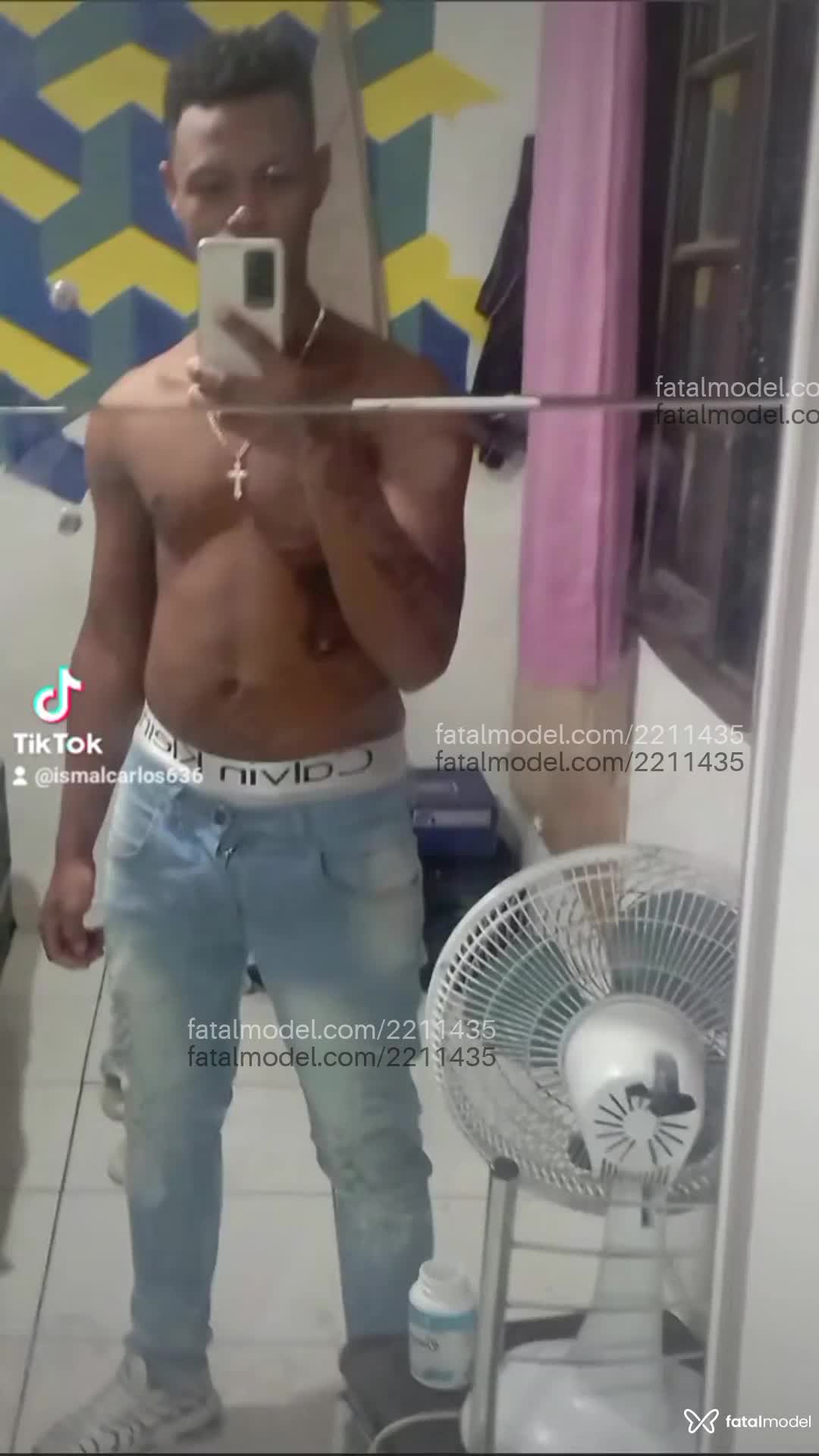 Acompanhante homem morena (o) de olhos pretos em São Paulo - Ismael