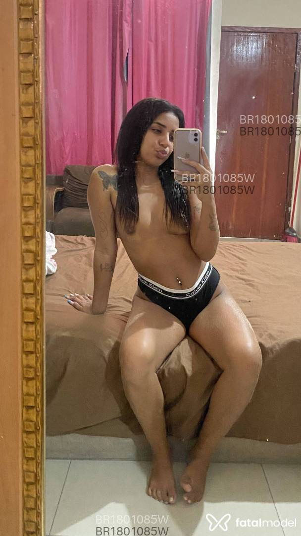 Acompanhante mulher com cabelo castanho de olhos castanhos em Rio de Janeiro - Layla