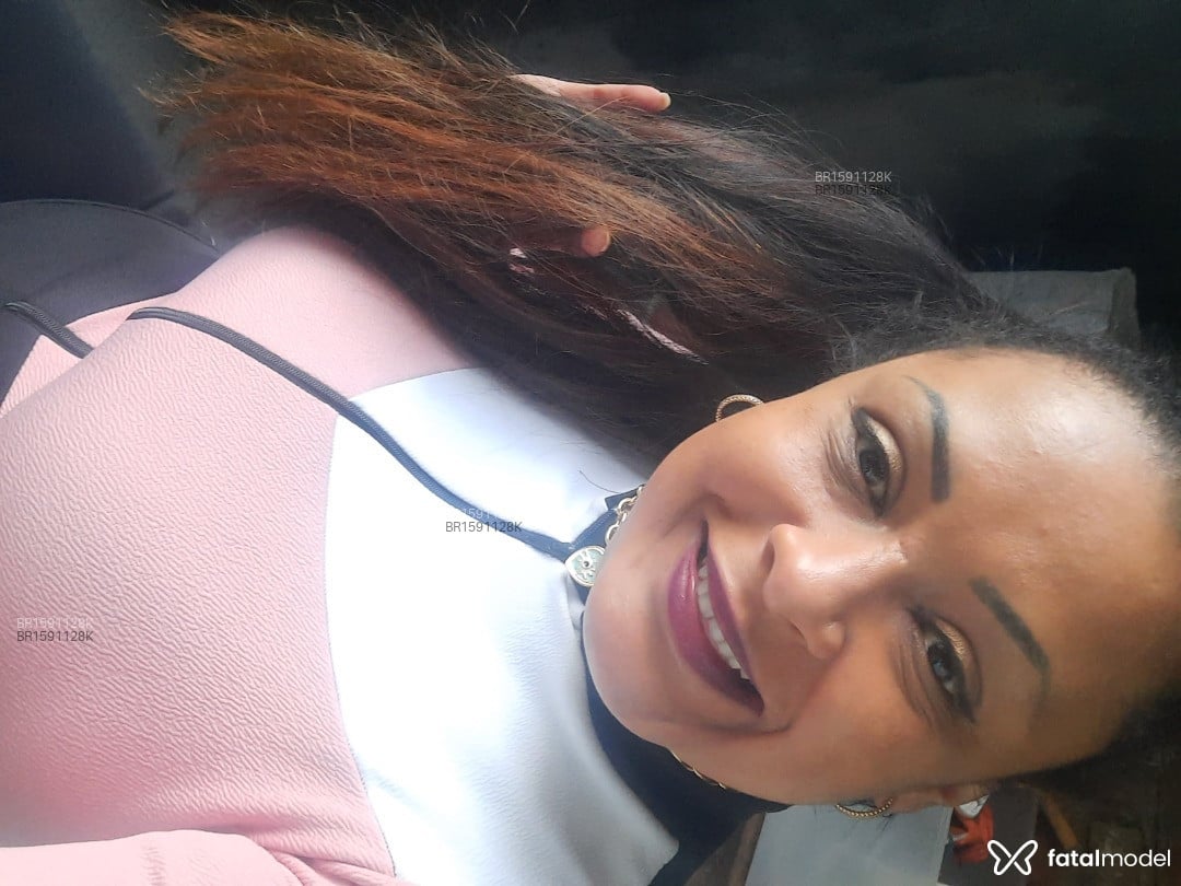 Acompanhante mulher morena (o) de olhos castanhos em Porto Alegre - Mel Marques