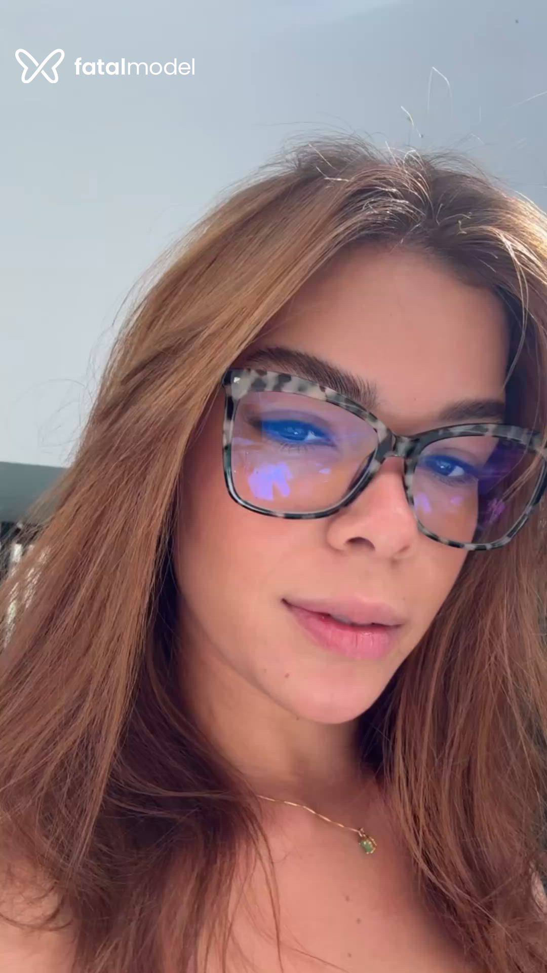 Acompanhante mulher com cabelo castanho de olhos castanhos em Belo Horizonte - Pillar Castro