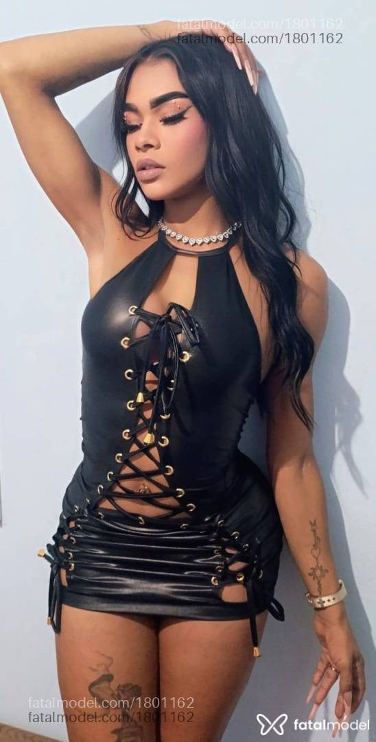 Acompanhante mulher trans morena (o) de olhos pretos em Poços de Caldas - Isis Dolls