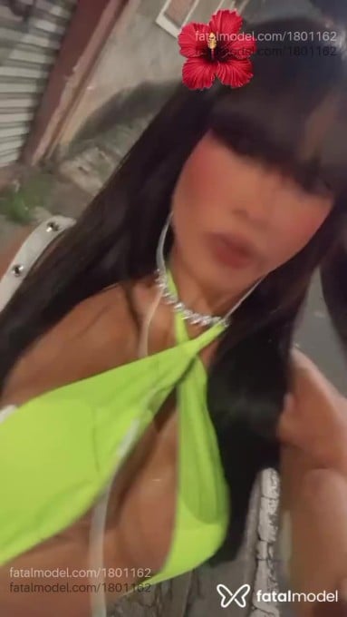 Acompanhante mulher trans morena (o) de olhos pretos em Poços de Caldas - Isis Dolls