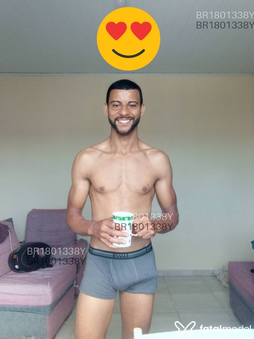 Acompanhante homem morena (o) de olhos castanhos em São Paulo - Silva