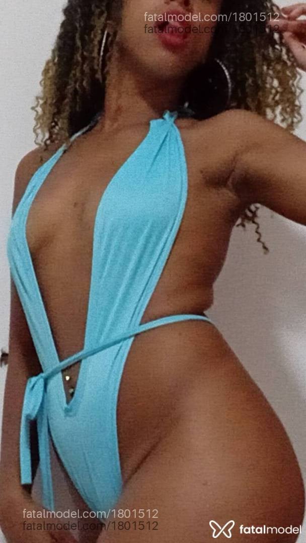 Acompanhante mulher morena (o) de olhos castanhos - Renata Braga