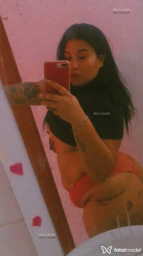 Acompanhante mulher morena (o) de olhos castanhos em Uberlândia - Paloma