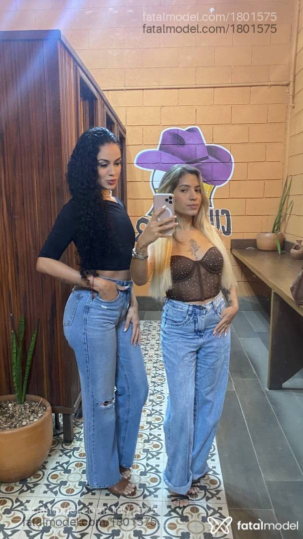 Acompanhante mulher com cabelo castanho de olhos castanhos em Cuiabá - Safira