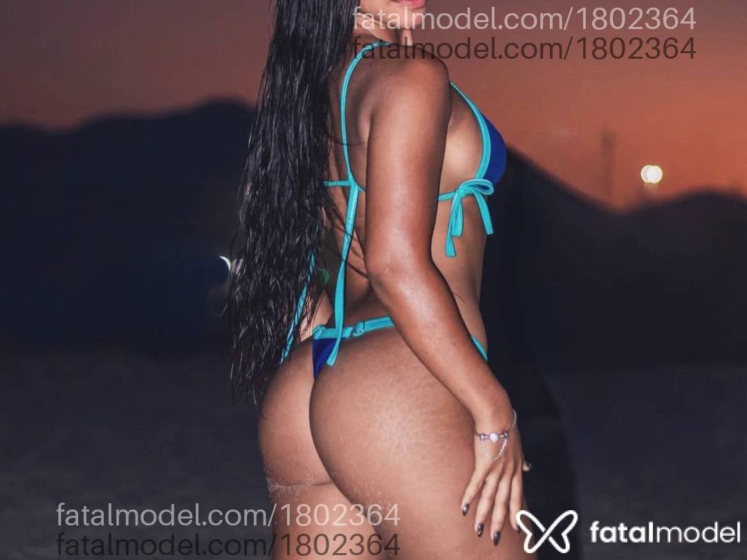 Acompanhante mulher morena (o) de olhos pretos - Lua