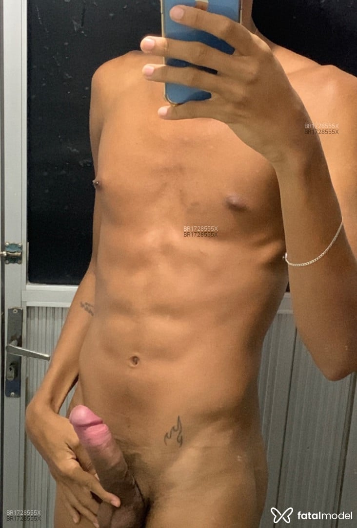 Acompanhante homem morena (o) de olhos pretos em Campinas Acompanhante homem morena (o) de olhos pretos em Campinas - Oliver