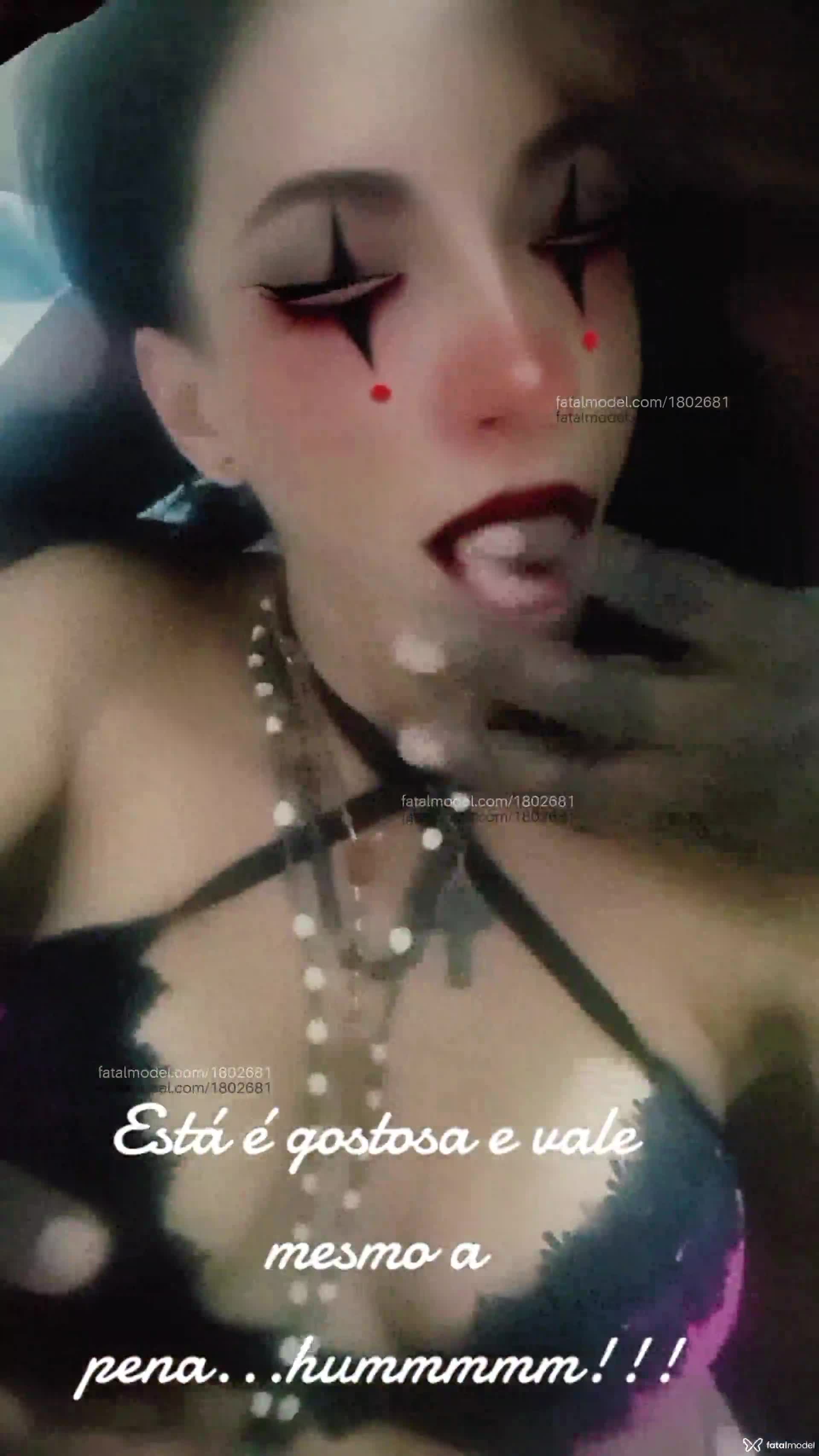 Acompanhante mulher morena (o) de olhos mel em Birigui Acompanhante mulher morena (o) de olhos mel em Birigui - Cigana