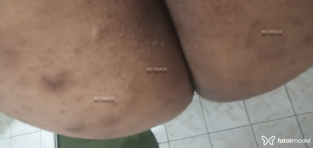 Acompanhante homem com cabelo castanho de olhos castanhos em Nova Friburgo - Jonathan