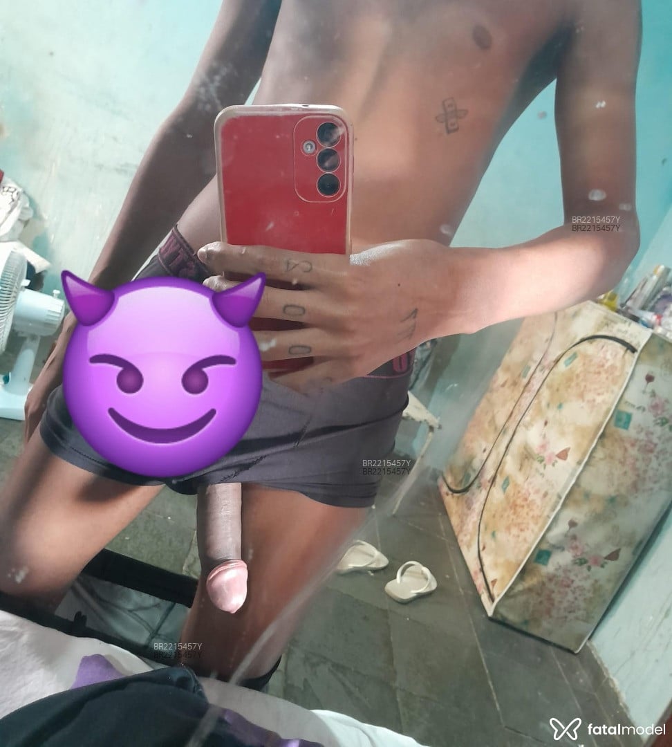 Acompanhante homem sem cabelo de olhos castanhos em Belford Roxo Acompanhante homem sem cabelo de olhos castanhos em Belford Roxo - Gabriel