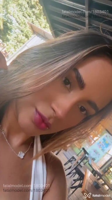 Acompanhante mulher com cabelo castanho de olhos pretos em Primavera do Leste - Ariela